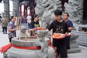 723126310.jpg