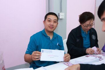 705441004_1.jpg