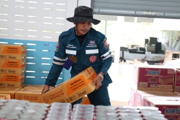 698200759_1.jpg