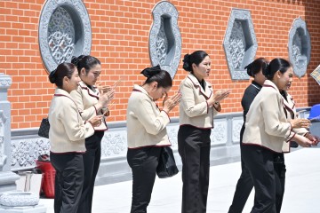 710079295.jpg